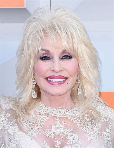 Dolly Parton Sleeps In Makeup Popsugar Beauty Photo 3
