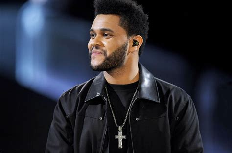 His performance of save your tears was an example of some pretty elaborate choreography courtesy. The Weeknd Tour Dates 2021 : Tickets & Concert Schedule
