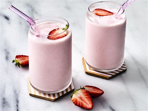 Fresh Strawberry Milk Shakes Recipe Myrecipes