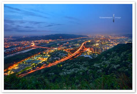 Formosan Freeway Taiwan National Highway No 3 Is The Sec Flickr