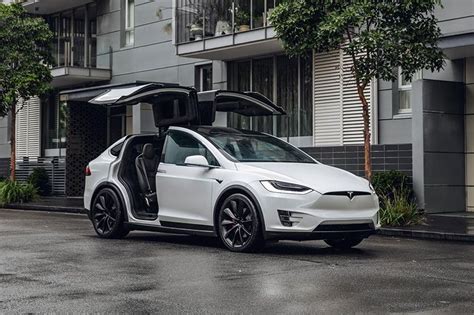 Mobil Listrik Tesla Tipe Dan Harga Terbaru