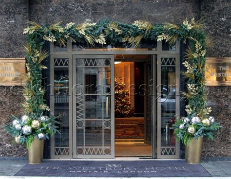 Here you'll find a fantastic range of christmas trees and all kinds of magical christmas decorations. Christmas Decorations Gallery