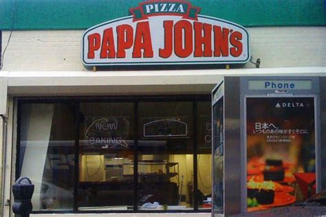 Papa Johns Moves To The Bay But Can It Succeed Bklyner