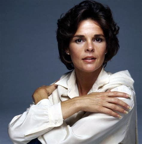 The couple divorced after a year and a half. Ali MacGraw - Lady Ashley Mitchell | Ali macgraw ...