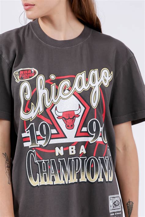 Mitchell And Ness Vintage Champs Chicago Bulls Tee Bulls Fad Blk