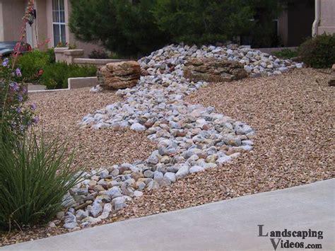 20 Front Yard Dry River Bed Landscape Design