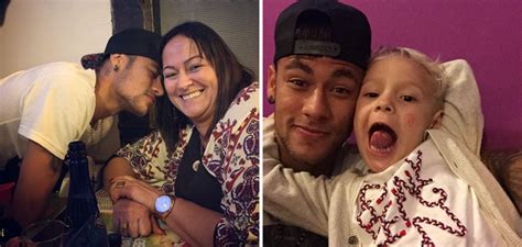 Barcelona Neymar Ya Disfruta De Sus Vacaciones En Familia Con Su Hijo Y Con Su Madre