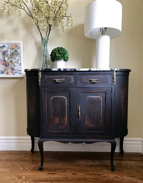 Need some new home decor and furniture ideas you can make yourself? Black Wash | Black chalk paint furniture, Rustic living room furniture
