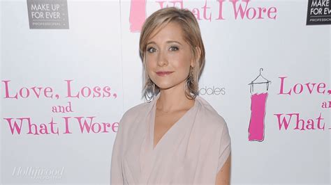 ‘smallville Actress Allison Mack Arrested In Alleged Cult Sex Trafficking Case The Hollywood