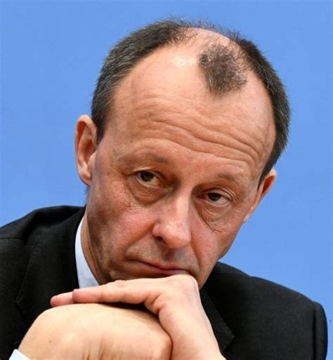 Und genau deswegen stecken friedrich merz und armin laschet in der klemme. K-Frage: Söder vor Merz und Laschet - OVB Heimatzeitungen