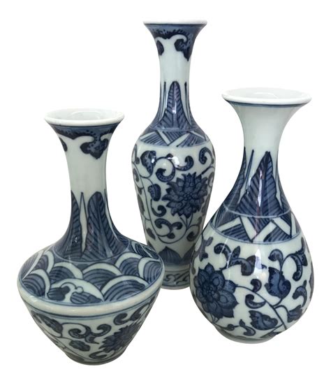 Blue And White Porcelain Chinoiserie Vases Set Of 3 Chairish