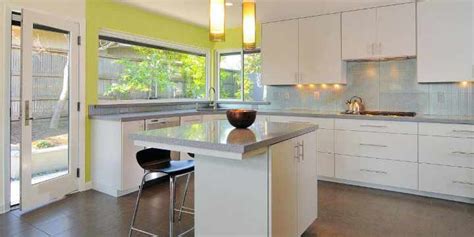 El mejor entretenimiento en atresplayer. Cómo renovar la cocina con poco presupuesto - Vidrio Panel