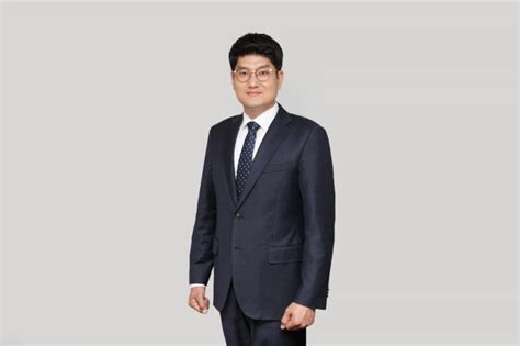 홍정환 님의 아이디어 더 보기. 법무법인 루트 홍정환 변호사 "하자보수 분쟁, 소송과 협의 중 ...