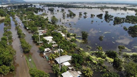 Tropical Storm Eta Florida Braces For Impact After Dozens Die In