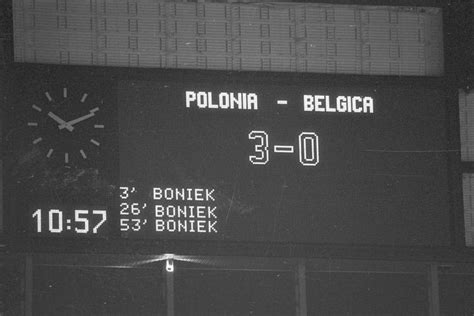 Boniek trasferito ai giganti del calcio italiano juventus nel 1982. Zbigniew Boniek razy trzy. Retransmisja meczu Polska ...
