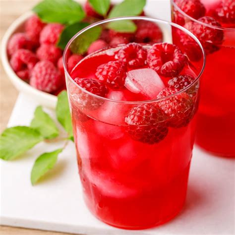 How To Make Iced Red Raspberry Leaf Tea For Maximum Benefit