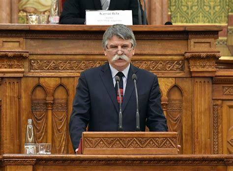 Rage free tibet szél bernadett lmp fidesz felszólalás parlament úr házelnök kövér lászló i know what men can do meme. Átadták a Gábor Dénes-díjakat Budapesten | Híradó