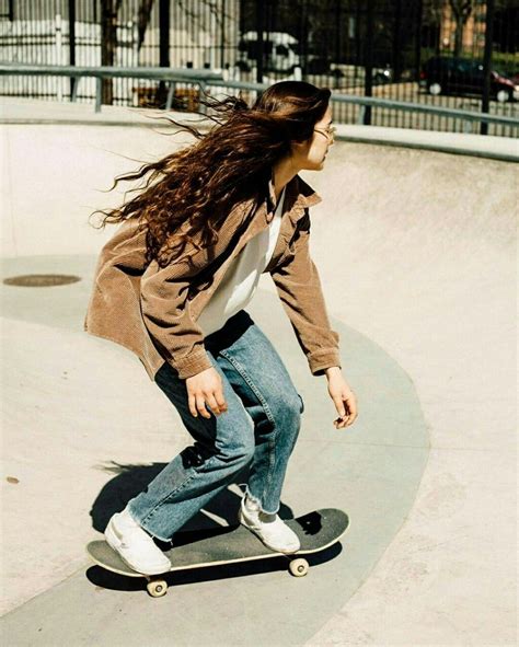pin by ☼sαмαηтнα☼ on skate ☻ in 2020 skater girl outfits skate style skater girls