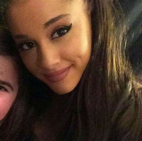 Ariana Grande Today Queen Bae Ariana Grande Photoshoot Smile