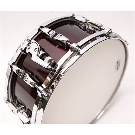 Yamaha Absolute Hybrid Maple 14 X 6 Classic Walnut Snare Drum Snare