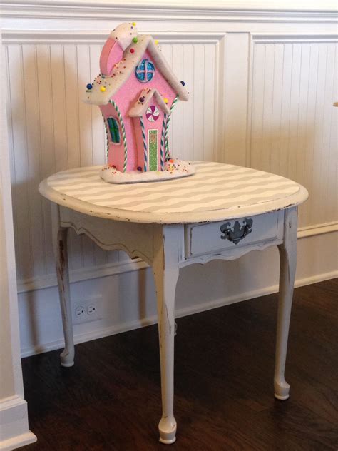 I'm near the end of this five gallon bucket of off white oops paint! Queen Anne End table chevron gray and cream chevrons ...