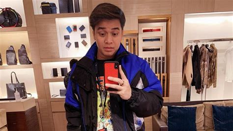 We will continue to update information on billy syahputra's parents. Sempat Hilang, Akun Instagram Billy Syahputra Muncul Kembali