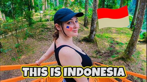Keindahan Indonesia Jadi Alasan Istri Bule Sungkan Pulang Kampung Youtube
