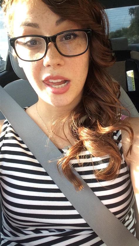 23 Pictures Proving Wearing Glasses Will Make You Look Hot Fooyoh Entertainment