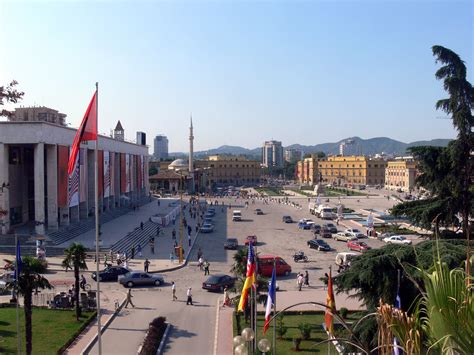 Mmath oxf, msc trinity college dublin, phd oxf. Visiter Tirana, Albanie - A faire, à voir à Tirana - Les ...