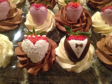 Cake Geniuses Chocolate Covered Strawberry Wedding Party
