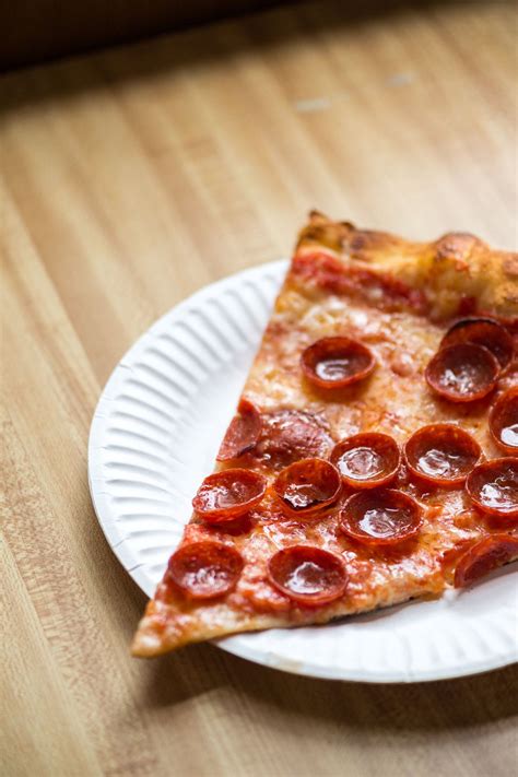 It makes it a lot harder to find a pizzeria that stands out, but mikey's original new york pizza might do just that. Best Pizza in N.Y.C.: Try These 10 Slices (With images ...