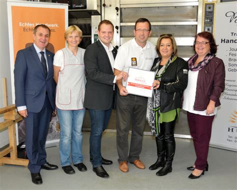 Von anfang an standen qualität, frische und vor allem guter geschmack im vordergrund der täglichen arbeit. Dickes Lob für die Bäckerei Huber - Neunkirchen