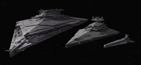 A page for describing characters: What are the differences between the Star Destroyer of the ...