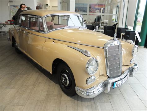 Mercedes-Benz W189 300 | Home of Classics Winsen / Luhe 2017… | Flickr