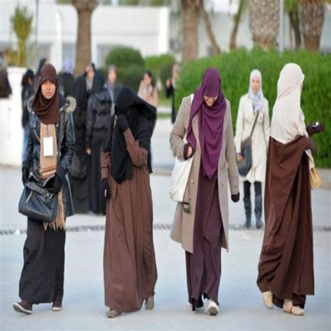 حظر ارتداء النقاب داخل المؤسسات الحكومية بتونس عربي و دولي زاد الاردن الاخباري أخبار الأردن