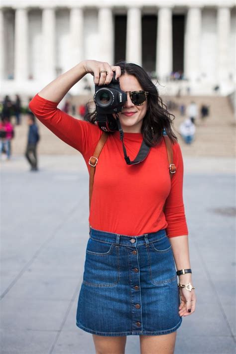 The Ideal Tourist Outfit Is Casual Yet Still Put Together See What To