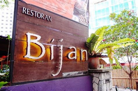 Restoran atmosphere 360 kat menara kuala lumpur ini yang nampak futuristik dalamnya sebenarnya adalah restoran paling tinggi kat asia tenggara. The 10 Best Restaurants In Kuala Lumpur, Malaysia