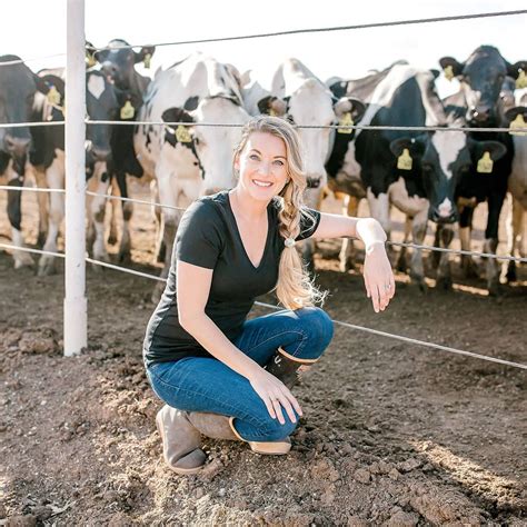 How These Farmers Bridge The Divide Between Them And Consumers Darigold