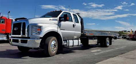 Ford Tow Truck Flatbed Pilot Truck Stop