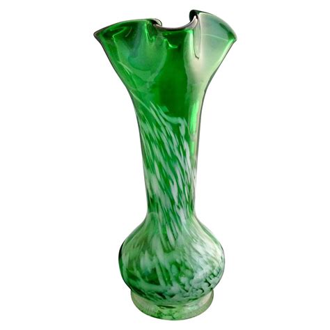 Vintage Stretch Glass Vase Green Swirl Ruffled Rim From Victoriascurio On Ruby Lane