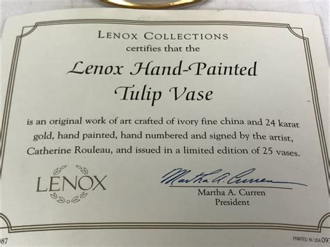 Limited Edition Signed Lenox Hand Painted Tulip Vase With Certificate