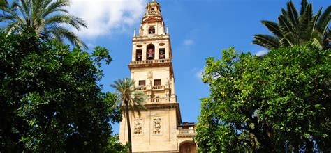 Cordoba ist eine stadt voller historischer denkmäler, bezaubernder höfe und gewundener straßen. Cordoba Sehenswürdigkeiten - Andalusien Rundreise