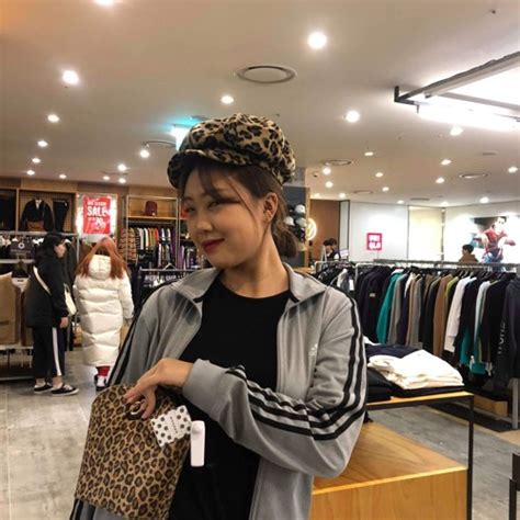 / 열린음악회 비하인드 영지전능쇼📺 ep.8ㅣalmighty youngji show. 전주 개 길어 ㅁㅊ (demo) by 이영지 | 영지 이 | Free Listening on SoundCloud