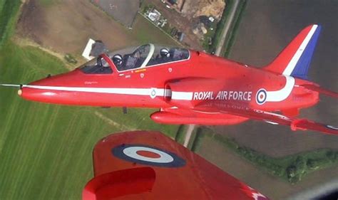 New red arrows leader gets ready to hit the skies. Red Arrows flight path map and time: Where can you see Red ...