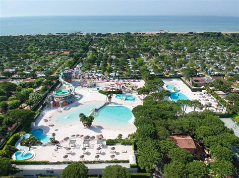Lido di jesolo ist ein schöner ort, mit vielen tollen hotels mit direktem strandzugang. Dove dormire - Union Lido Vacanze | Parco turistico ...