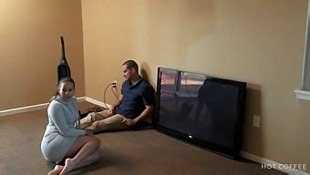 Curvy Latina Wife Fucks The Cable Guy While Her Husband Is Out Of The