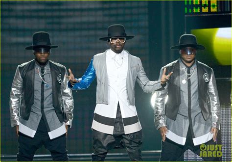 Justin Bieber And Will I Am Billboard Music Awards 2013 Performance Video Photo 2874274