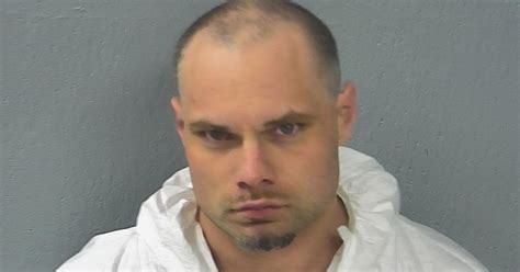 Suspect police arrest murder suspect after 7-hour standoff