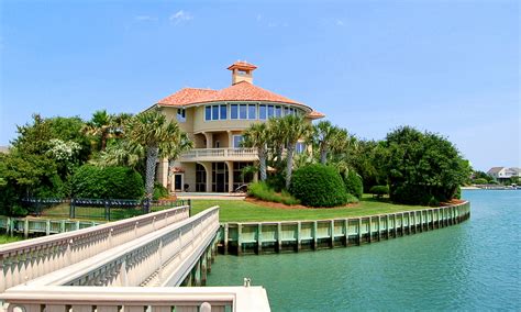 Luxury Homes Wilmington NC: Figure Eight Luxury Homes