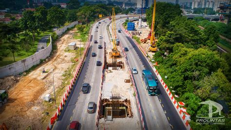 The station serves as both a stop and an interchange for the ktm komuter's seremban line, ktm ets, the lrt sri petaling line, and the express rail link's. Bandar Tasik Selatan | SUKE : Sungai Besi - Ulu Kelang ...